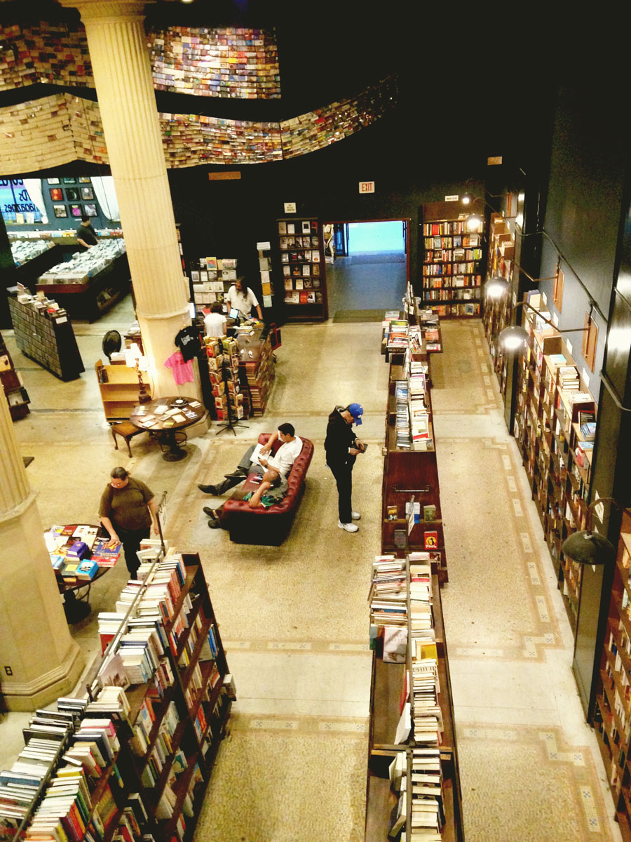 The-Last-Bookstore-
